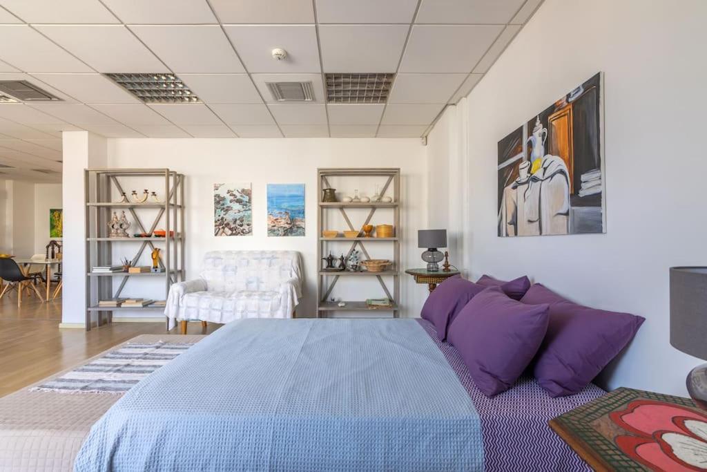 Downtown Spacious Loft Apartment Just 3 Minutes From City Centre Ираклион Экстерьер фото