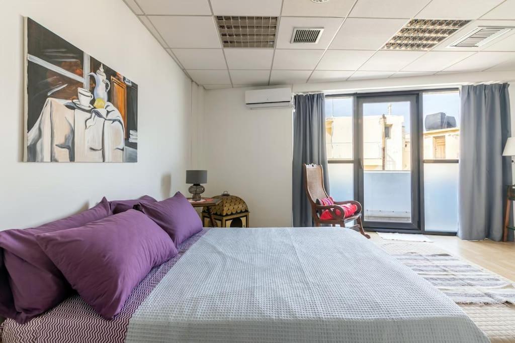 Downtown Spacious Loft Apartment Just 3 Minutes From City Centre Ираклион Экстерьер фото